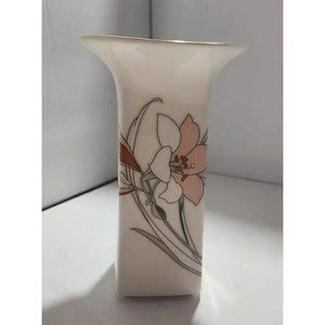 Vtg Yamaji Japanese  Vase Cream with Peach Flowers & Gold Trim 7"